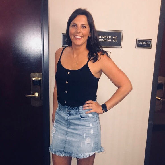 Meet your Posher, Hannah - Picture 1 of 1